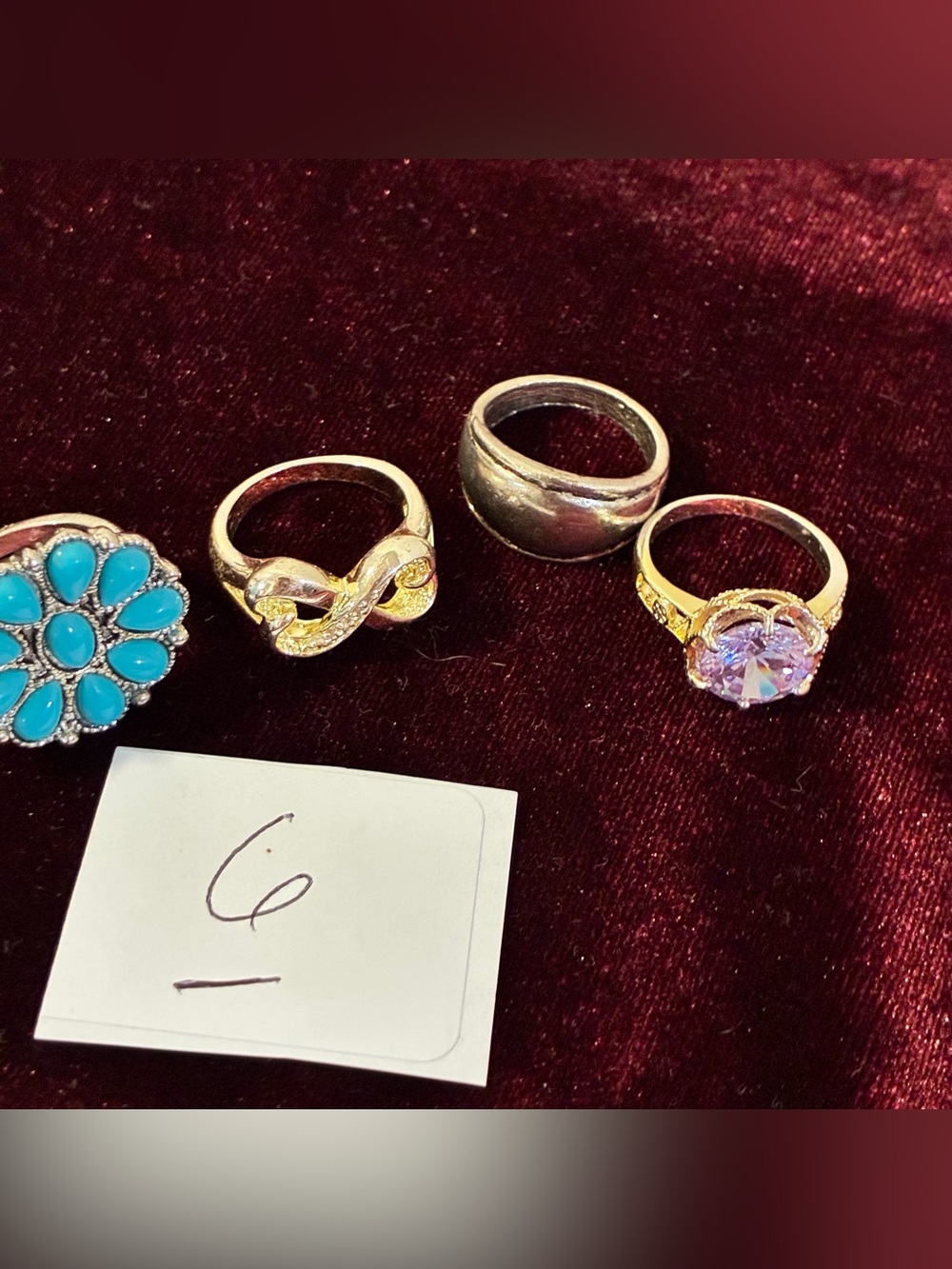 Lot of 4 Fashion Rings Size 6 Mixed Metals Silver & Gold Tone Cocktail/Band